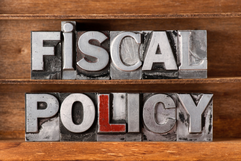 polityka fiskalna i monetarna